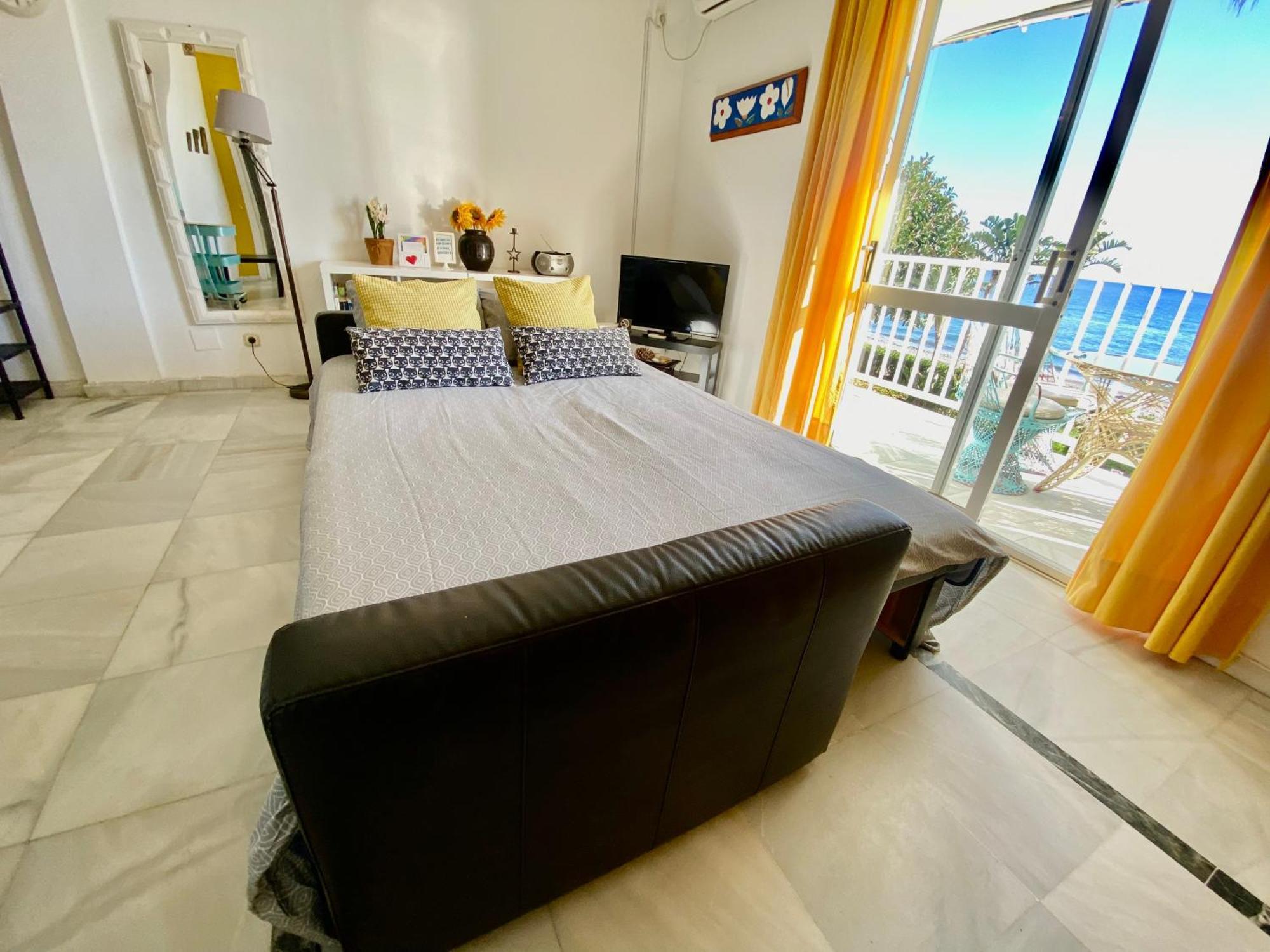 First Line Torrox Costa Apartment Exterior photo